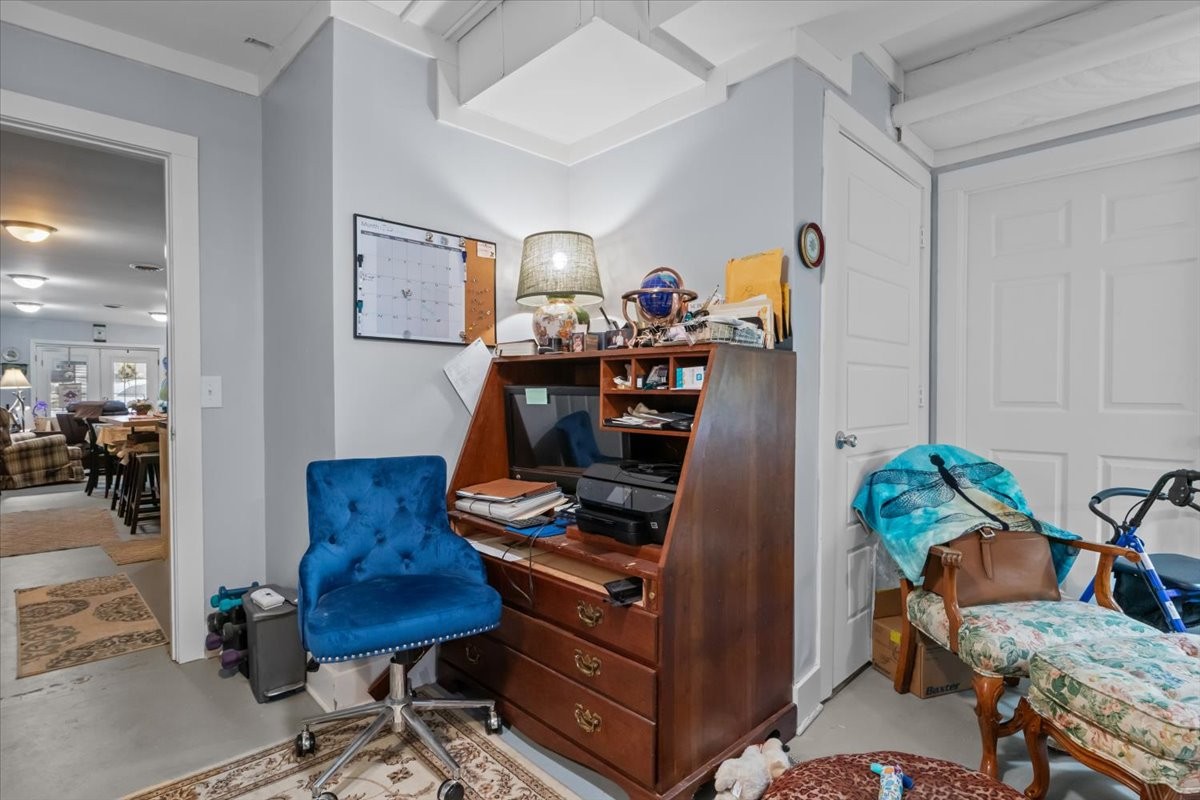 307 Crestview Drive Dickson, TN 37055 - Photo 47 of 61 a view of a workspace with furniture