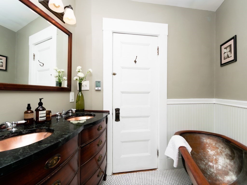 118 Bellevue Road Quincy, MA 02171 - Photo 18 of 42 Gallery Image 18