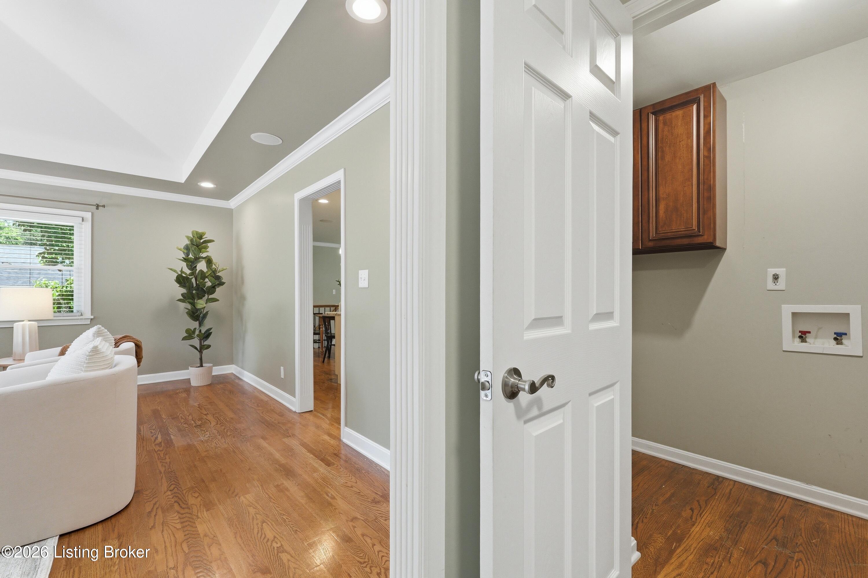 4210 Dolphin Road Louisville, KY 40220 - Photo 16 of 56 31_4210dolphin_louisvillerealestatemedia