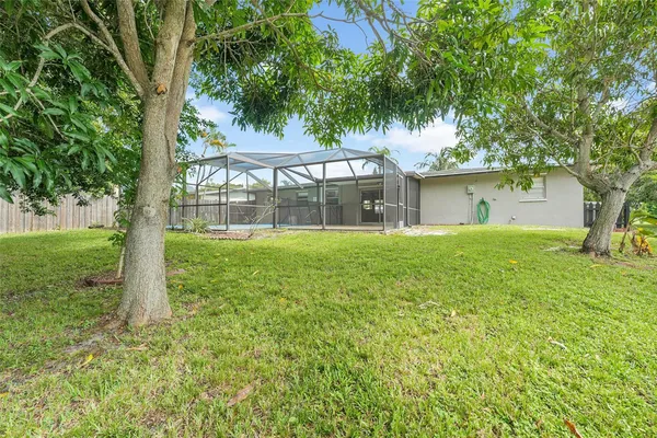 $2,900 | 706 Southeast Alamanda Way, Stuart, FL 34996