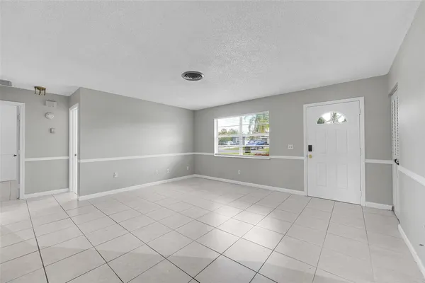 $2,900 | 706 Southeast Alamanda Way, Stuart, FL 34996