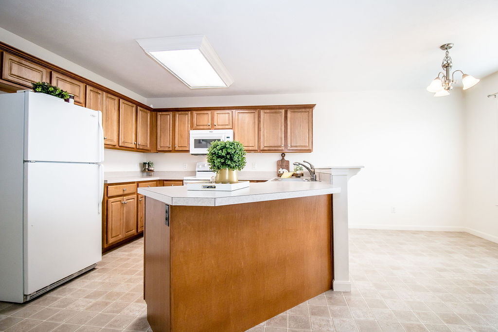 5925 Shellbark Court Columbus, IN 47201 - Photo 10 of 45 Gallery Image 10