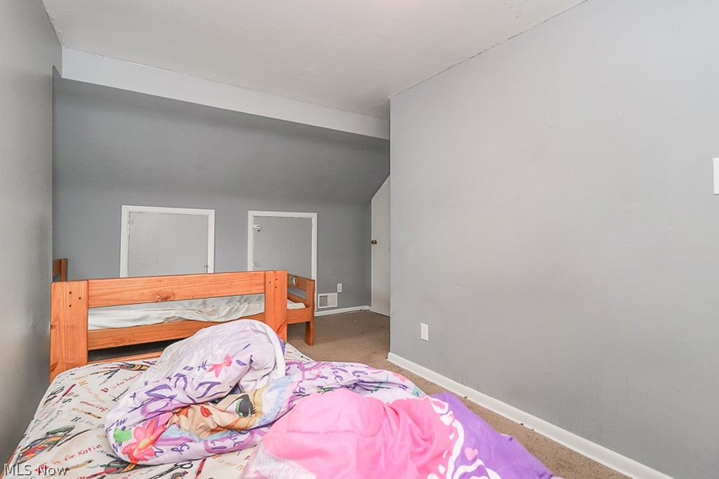 4326 Redding Road Cleveland, OH 44109 - Photo 28 of 33