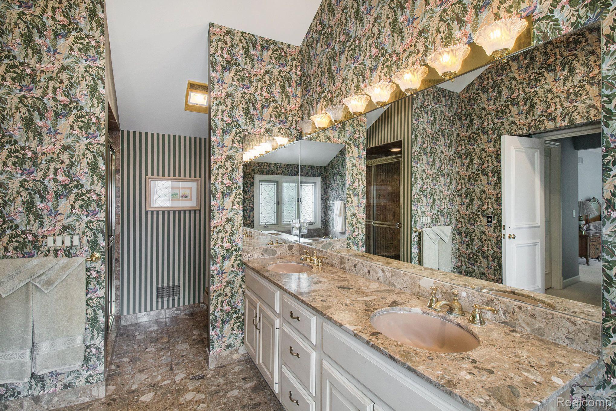 7900 Holcomb Road Clarkston, MI 48348 - Photo 38 of 73 Gallery Image 38