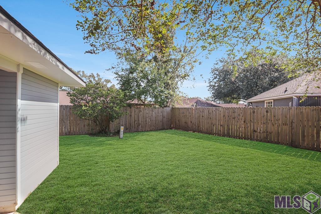 13435 Parwood Avenue Baton Rouge, LA 70816 - Photo 13 of 32