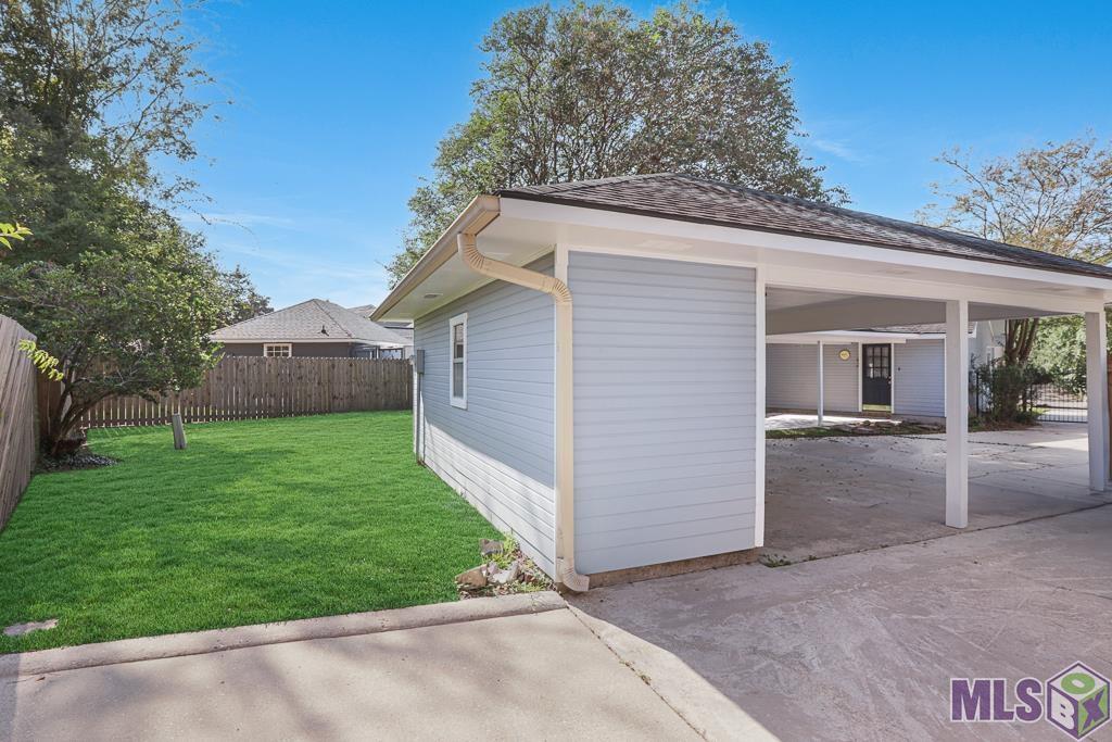 13435 Parwood Avenue Baton Rouge, LA 70816 - Photo 10 of 32