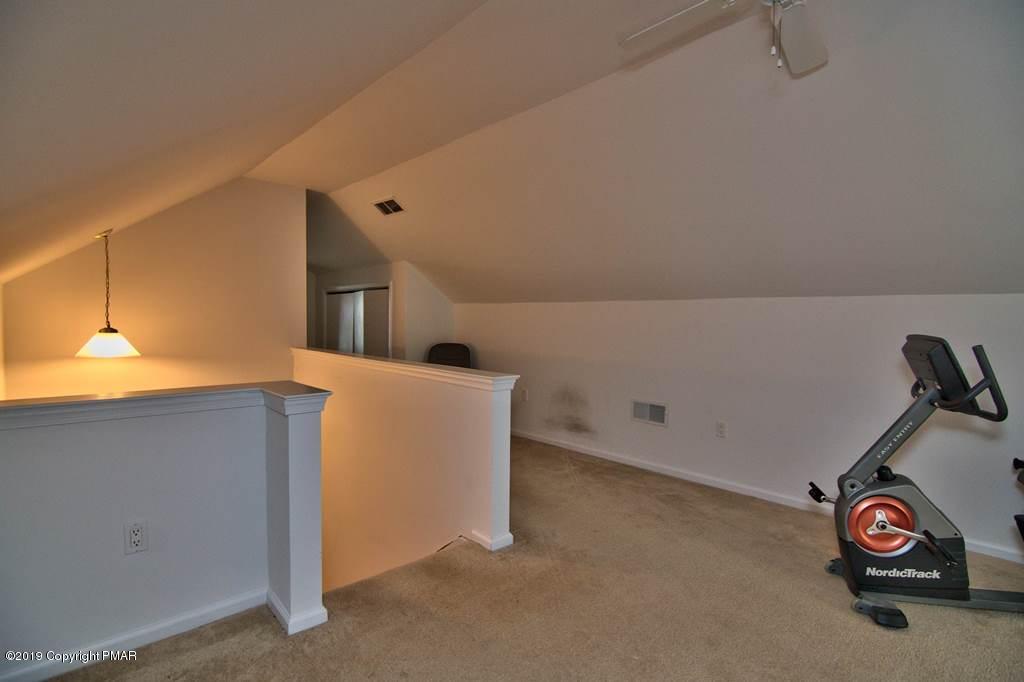 4263 High Road Cresco, PA 18326 - Photo 55 of 64 3rd Floor Space