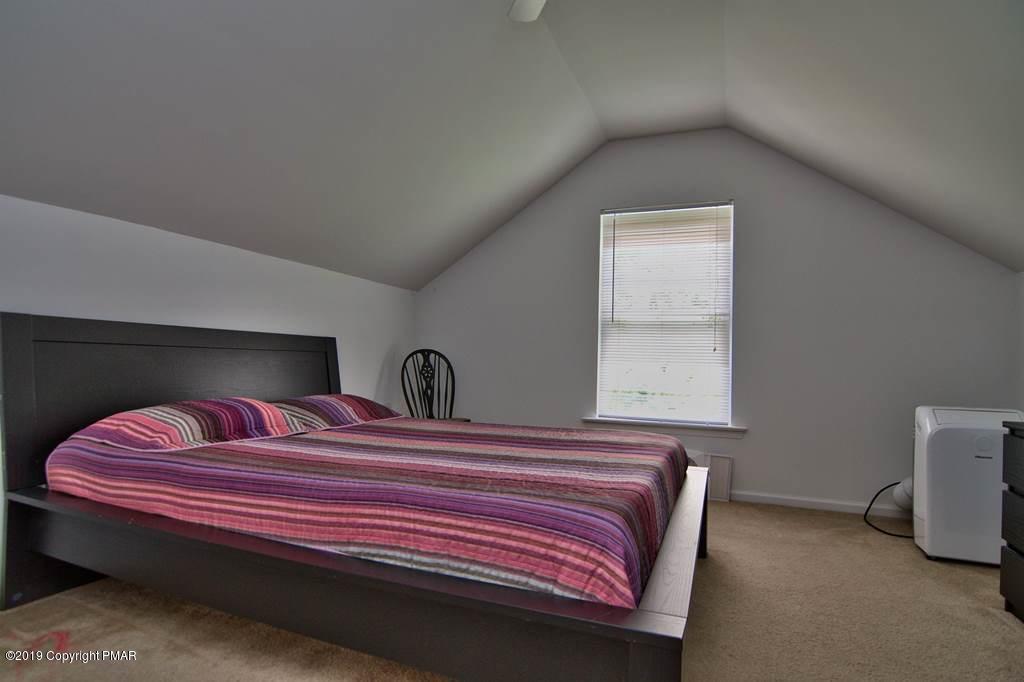 4263 High Road Cresco, PA 18326 - Photo 58 of 64 Bedroom #6 Alternate View