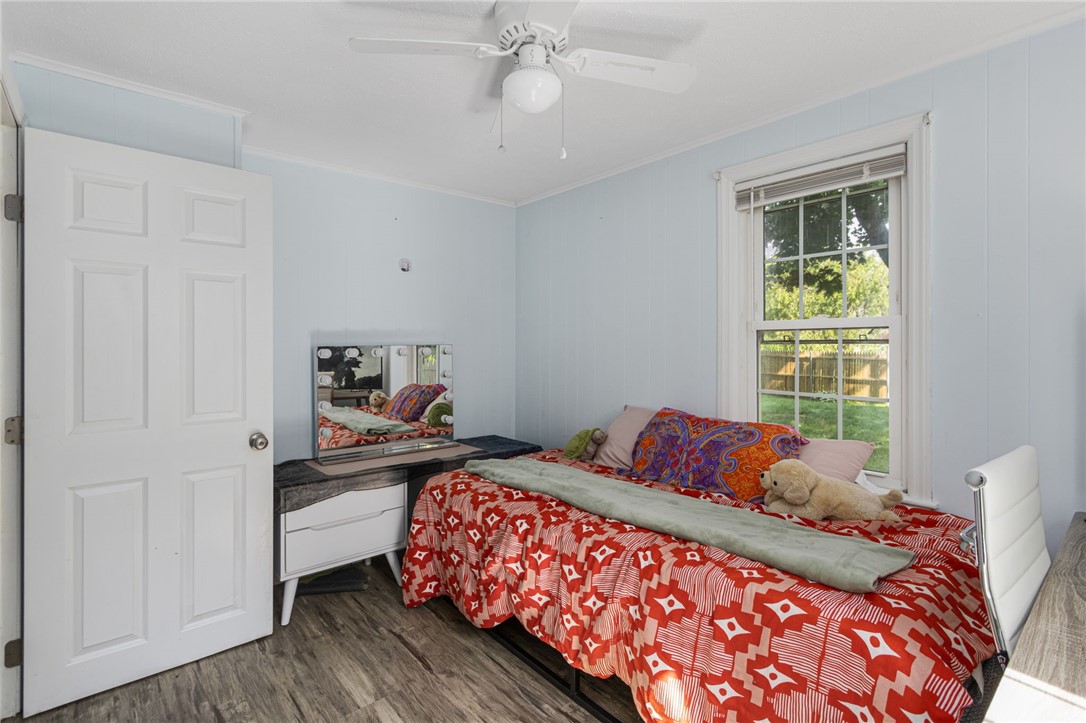 100 Penguin Avenue Warwick, RI 02818 - Photo 22 of 42
