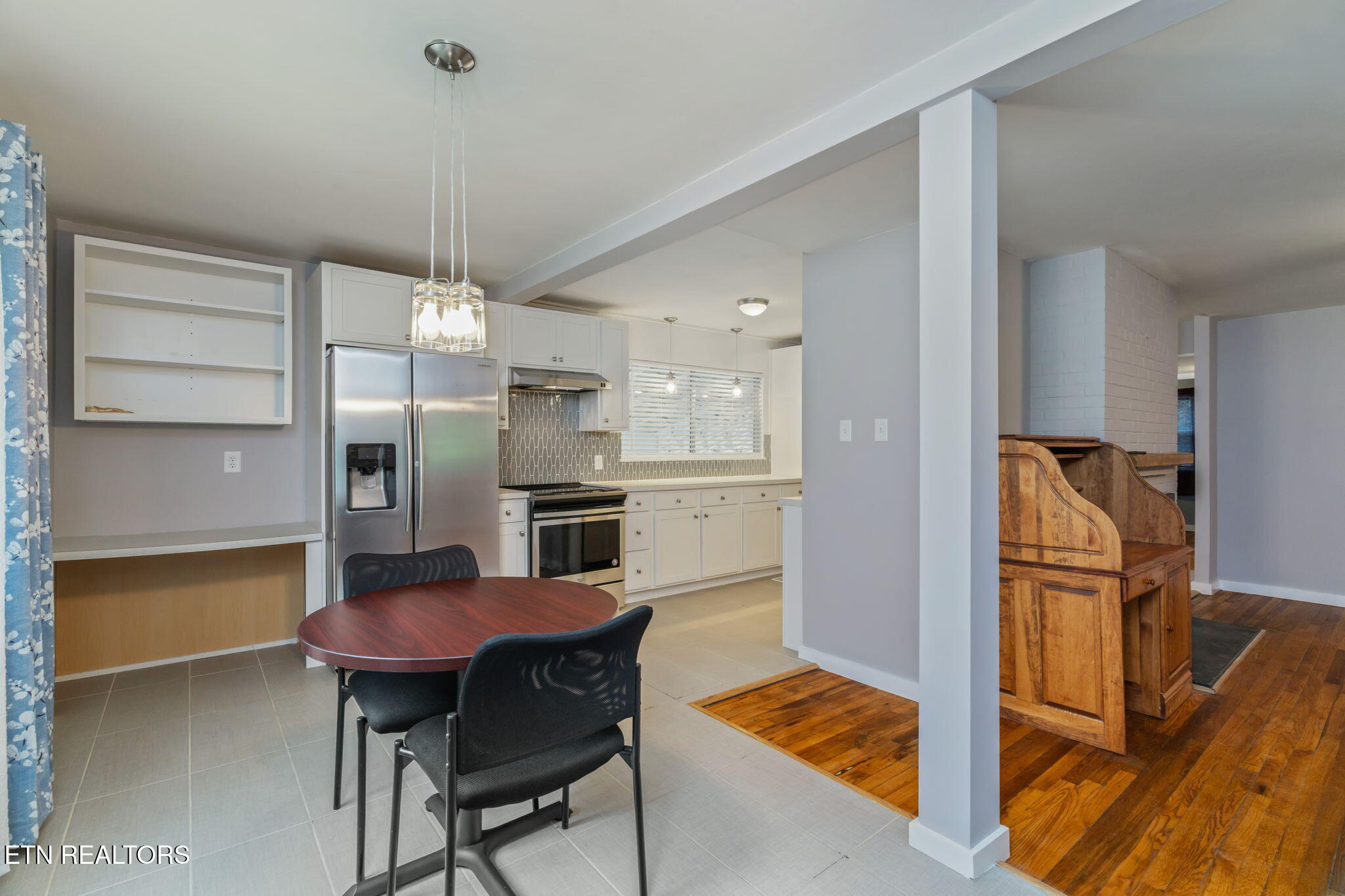 402 Michigan Avenue Oak Ridge, TN 37830 - Photo 10 of 39 18-web-or-mls-402 Michigan Ave-19