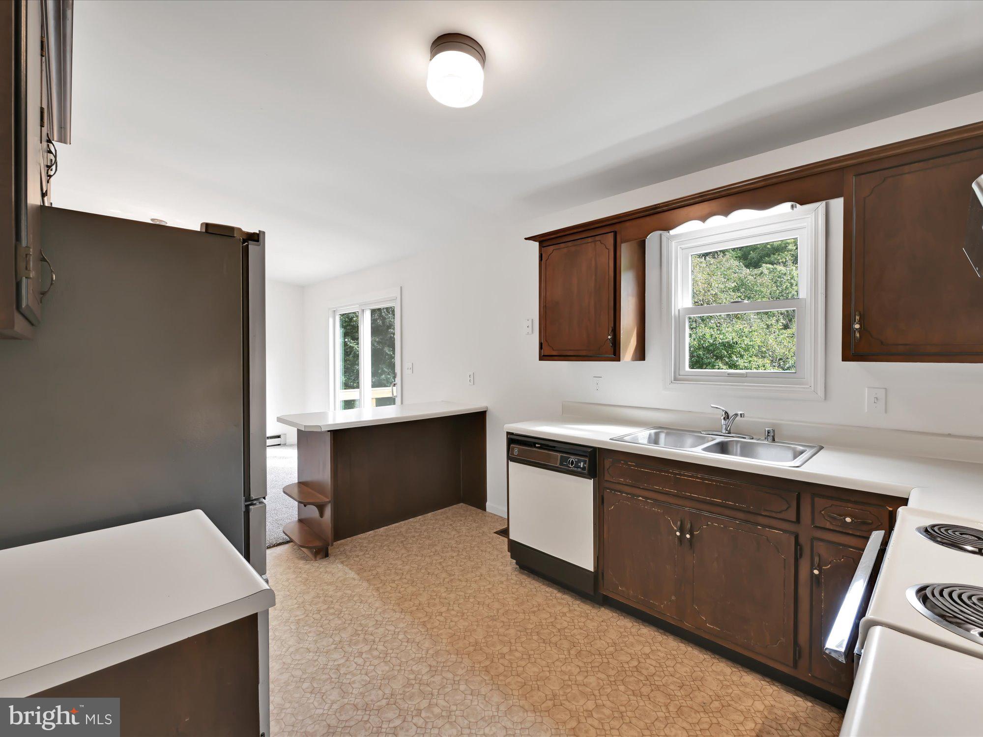 26 Horse Shoe Road Klingerstown, PA 17941 - Photo 8 of 32 Gallery Image 8