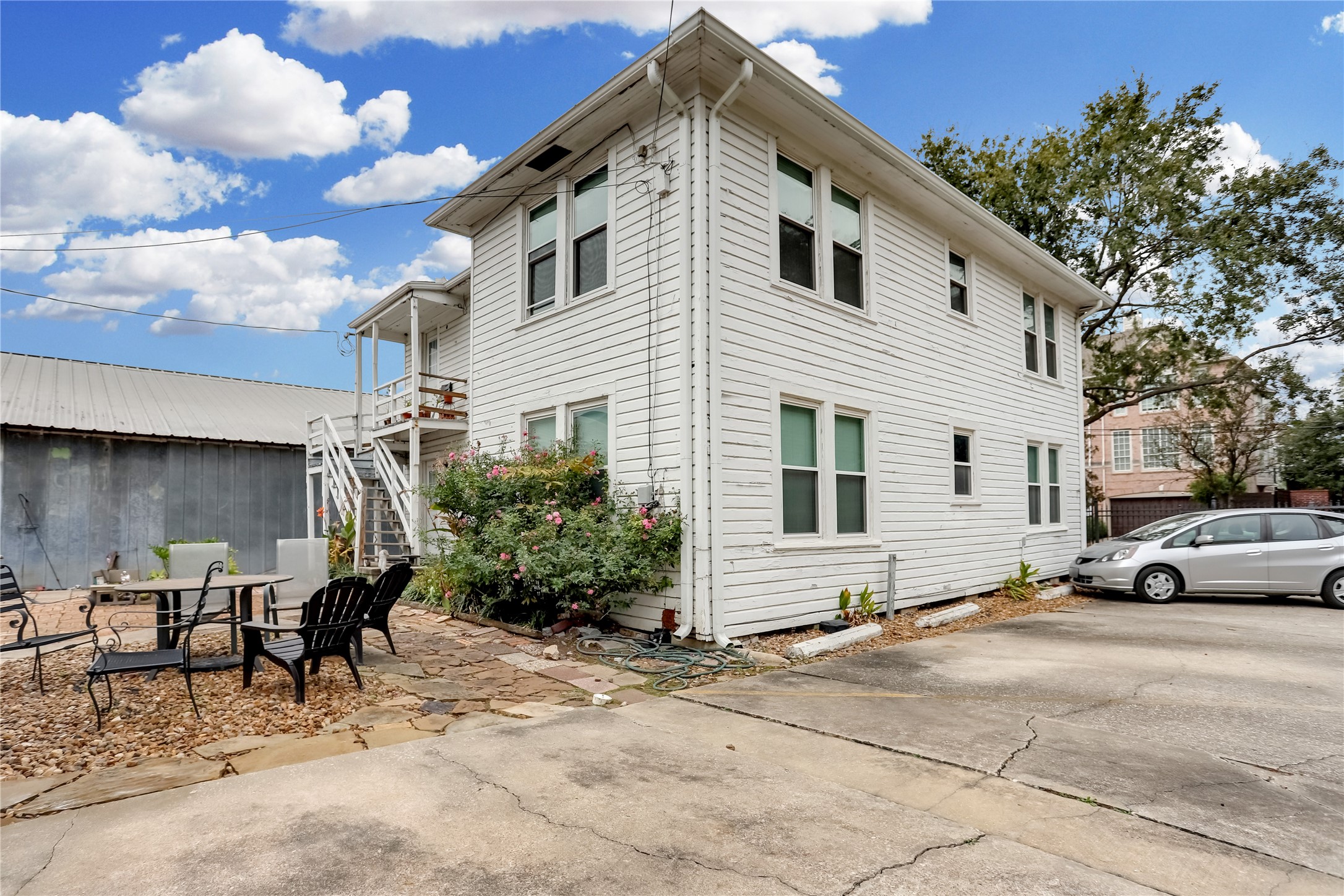 1135 West Clay Street Houston, TX 77019 - Photo 13 of 29