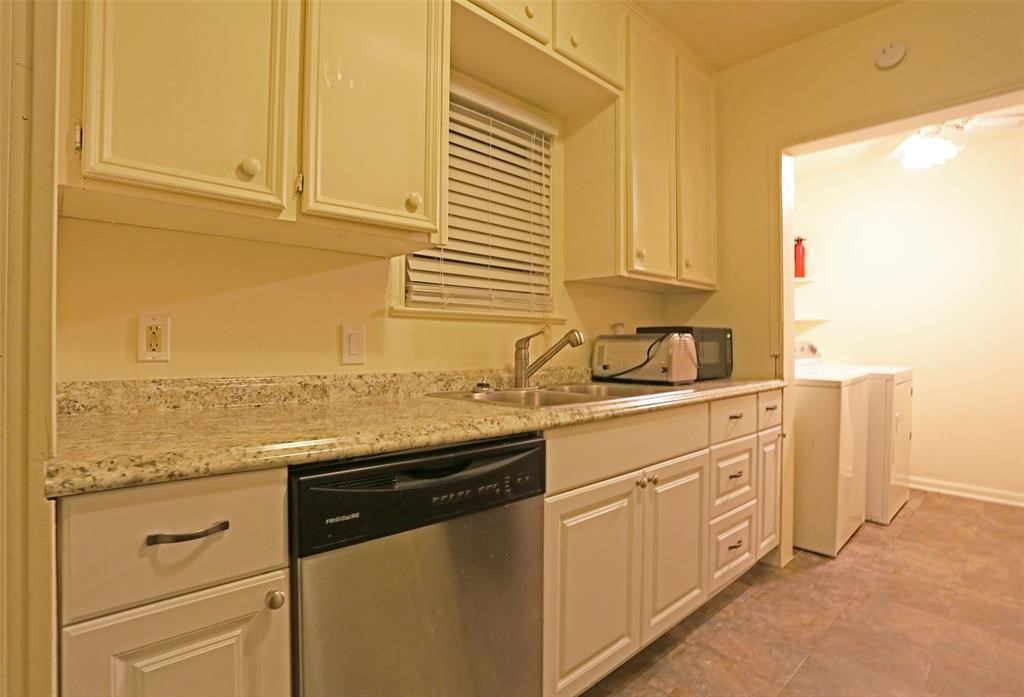 1135 West Clay Street Houston, TX 77019 - Photo 26 of 29