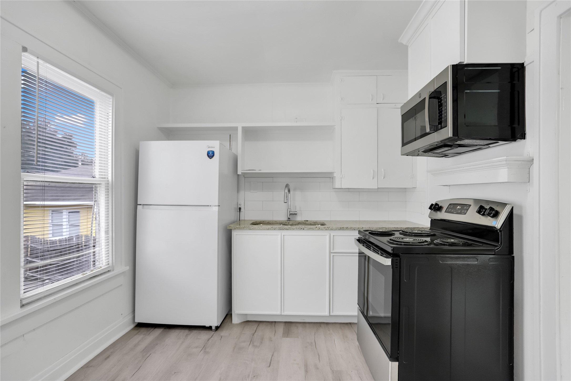 1135 West Clay Street Houston, TX 77019 - Photo 5 of 29