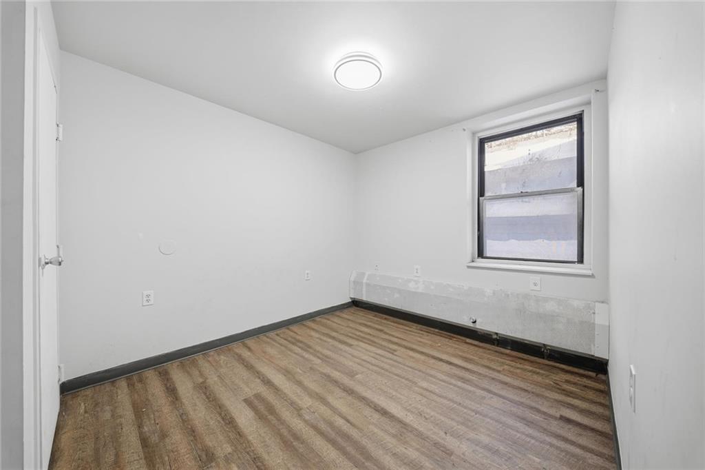 121 Locust Street Ambridge, PA 15003 - Photo 33 of 38