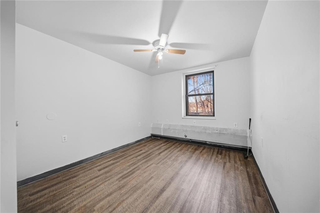 121 Locust Street Ambridge, PA 15003 - Photo 34 of 38