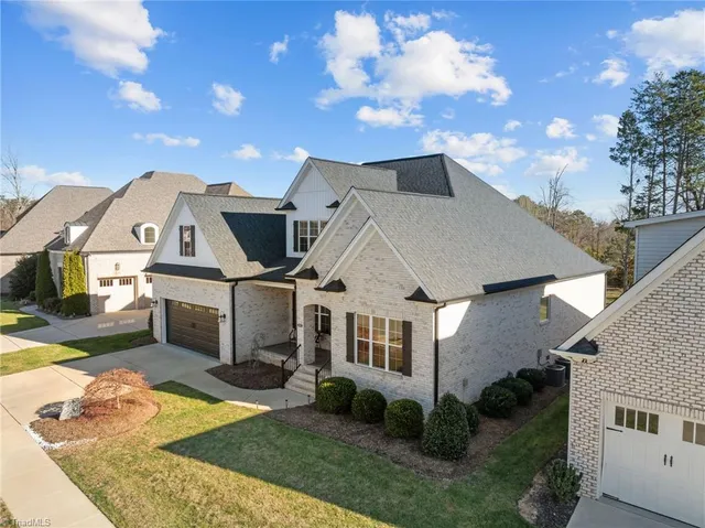 $869,000 | 1421 Bethany Drive, Greensboro, NC 27455