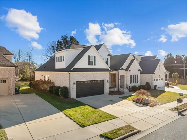 $869,000 | 1421 Bethany Drive, Greensboro, NC 27455