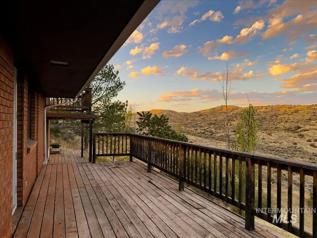 $1,699,900 | 5735 Willow Creek Road, Eagle, ID 83616