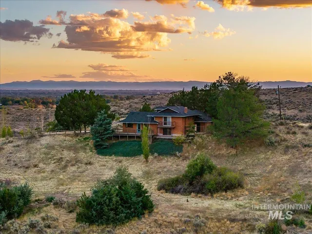 $1,699,900 | 5735 Willow Creek Road, Eagle, ID 83616