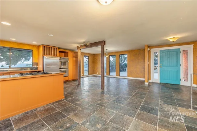 $1,699,900 | 5735 Willow Creek Road, Eagle, ID 83616