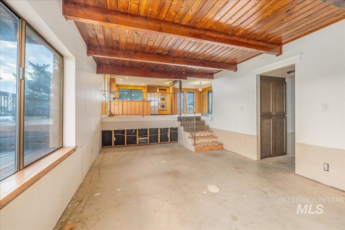 5735 Willow Creek Road Eagle, ID 83616 - Photo 9 of 30