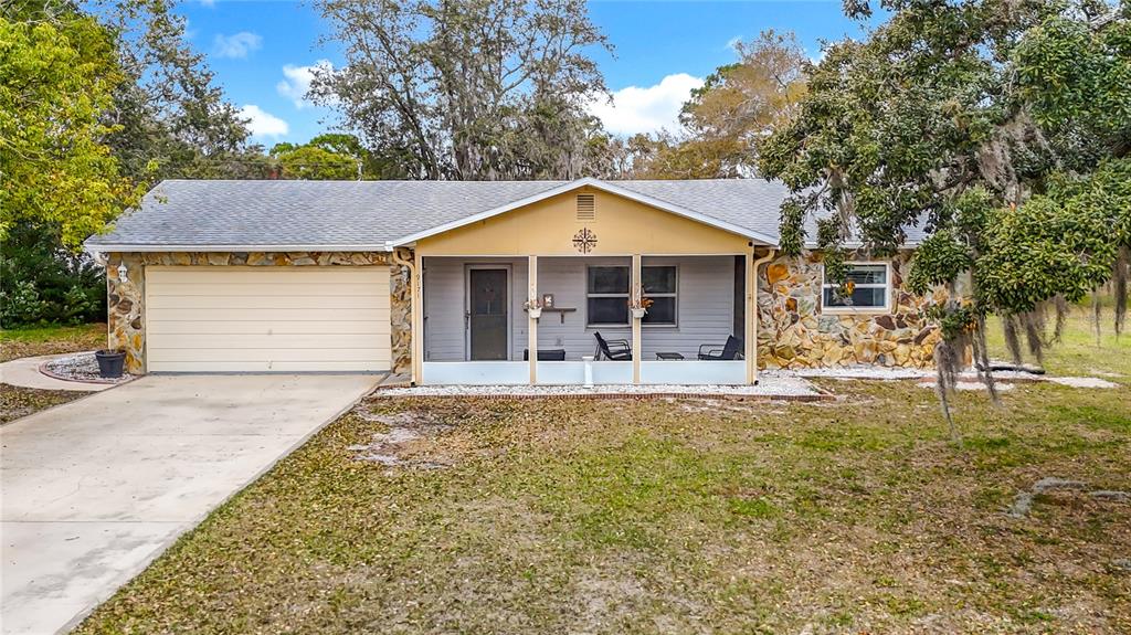 9171 Vicksburg Road Spring Hill, FL 34608 - Photo 1 of 55