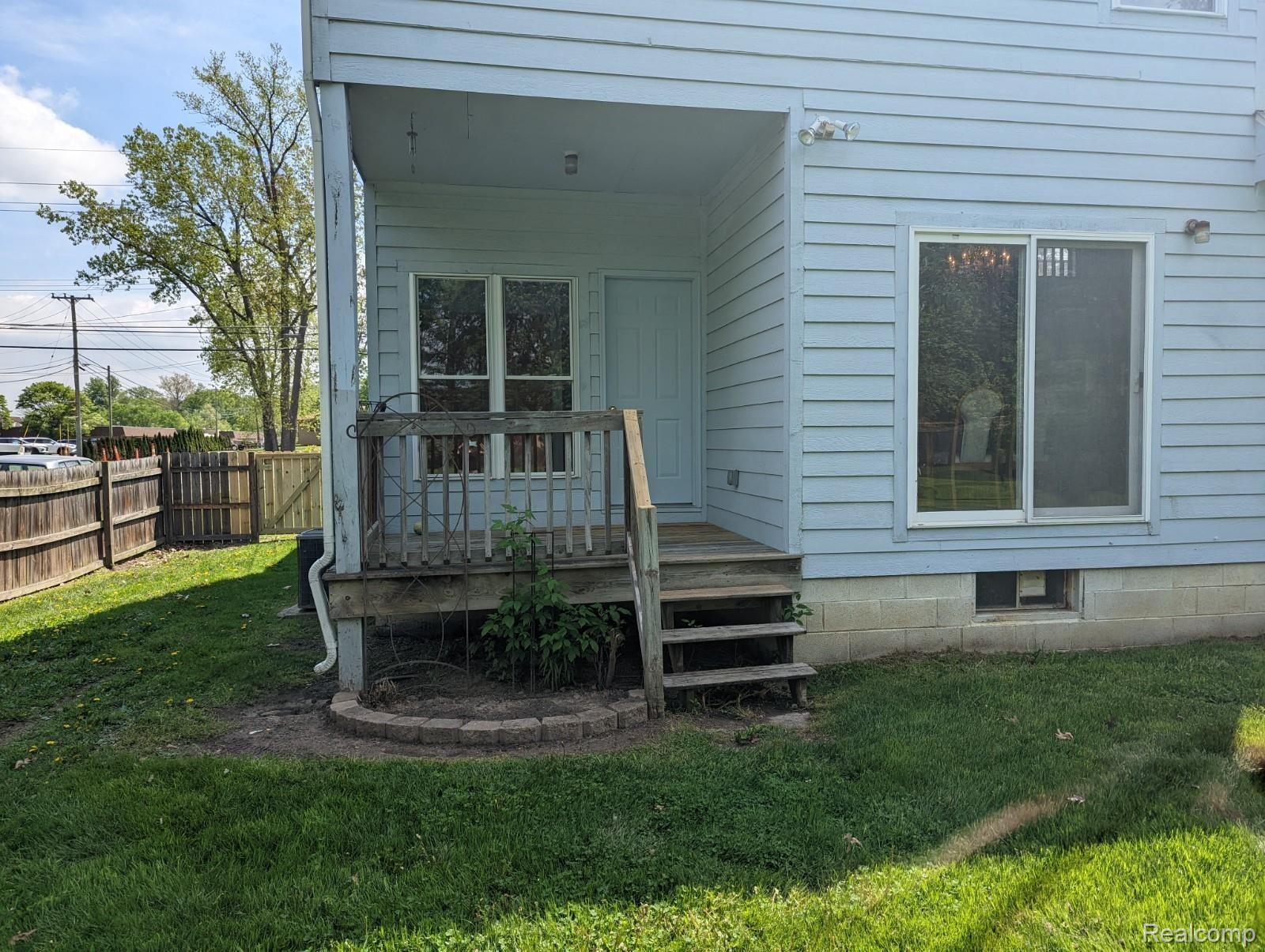 46557 Heydenreich Road Macomb, MI 48044 - Photo 30 of 34 PXL_20220520_160118024.jpg