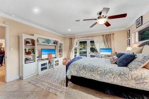 $1,500,000 | 1500 Northeast 24th Street, Wilton Manors, FL 33305