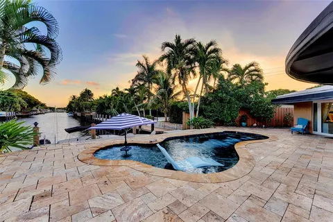 $1,500,000 | 1500 Northeast 24th Street, Wilton Manors, FL 33305