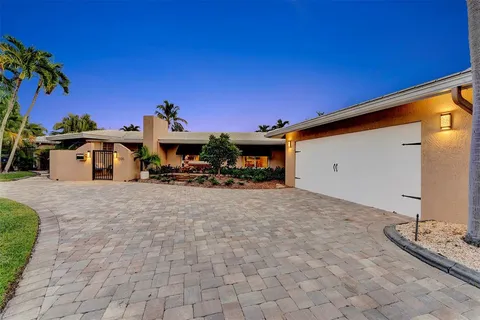 $1,500,000 | 1500 Northeast 24th Street, Wilton Manors, FL 33305