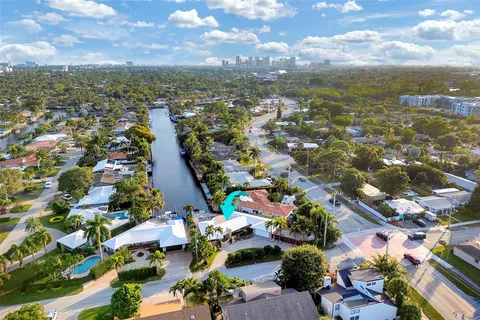 $1,500,000 | 1500 Northeast 24th Street, Wilton Manors, FL 33305