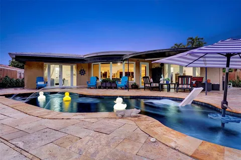 $1,500,000 | 1500 Northeast 24th Street, Wilton Manors, FL 33305