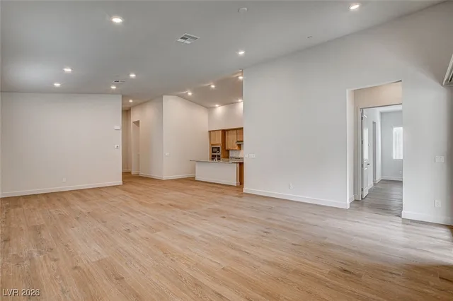 $3,250 | 97 Sarabeth Street, Las Vegas, NV 89138