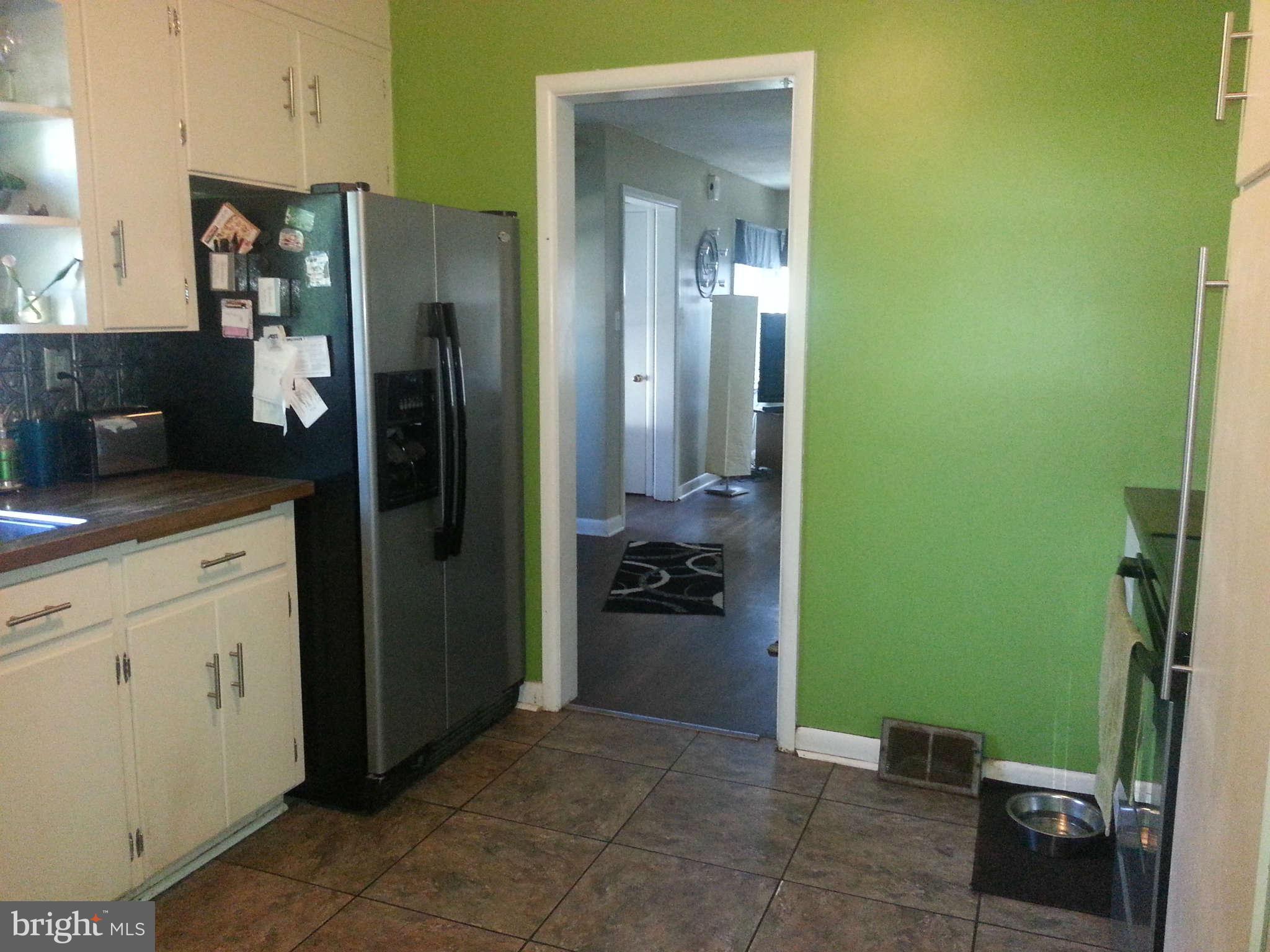 64 Devonshire Road Hagerstown, MD 21740 - Photo 15 of 20 Kitchen