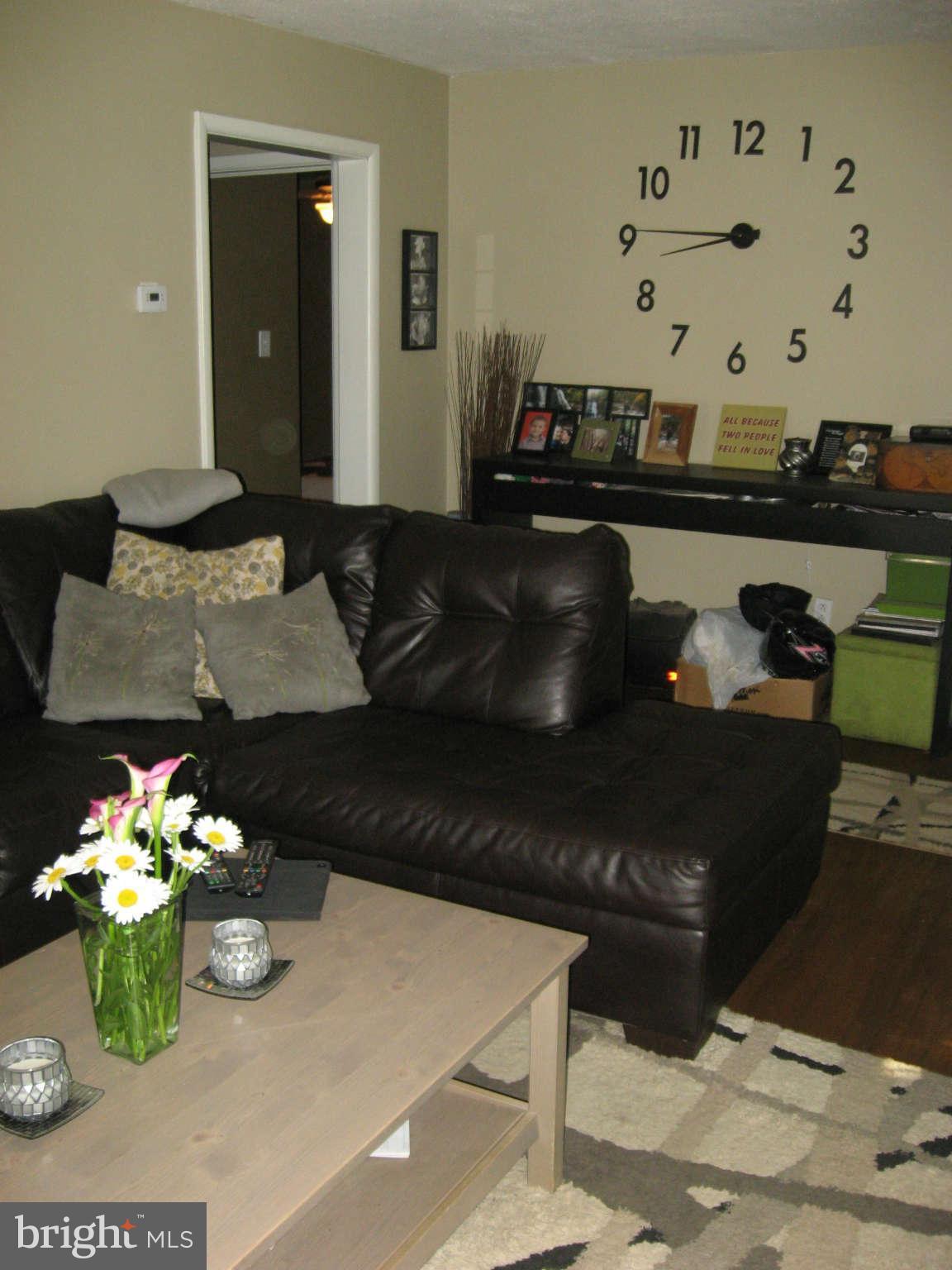 64 Devonshire Road Hagerstown, MD 21740 - Photo 10 of 20 Living Room