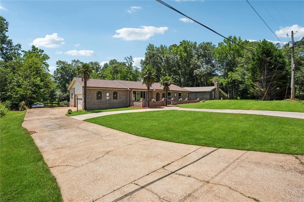 12 Windsor Way Newnan, GA 30263 - Photo 5 of 68