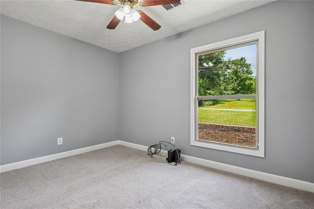 12 Windsor Way Newnan, GA 30263 - Photo 52 of 68