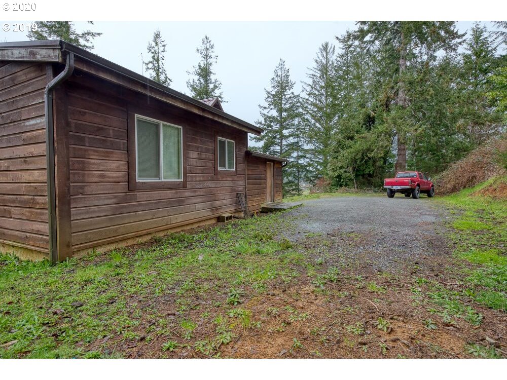 63495 Shinglehouse Road Coos Bay, OR 97420 - Photo 4 of 29 Gallery Image 4