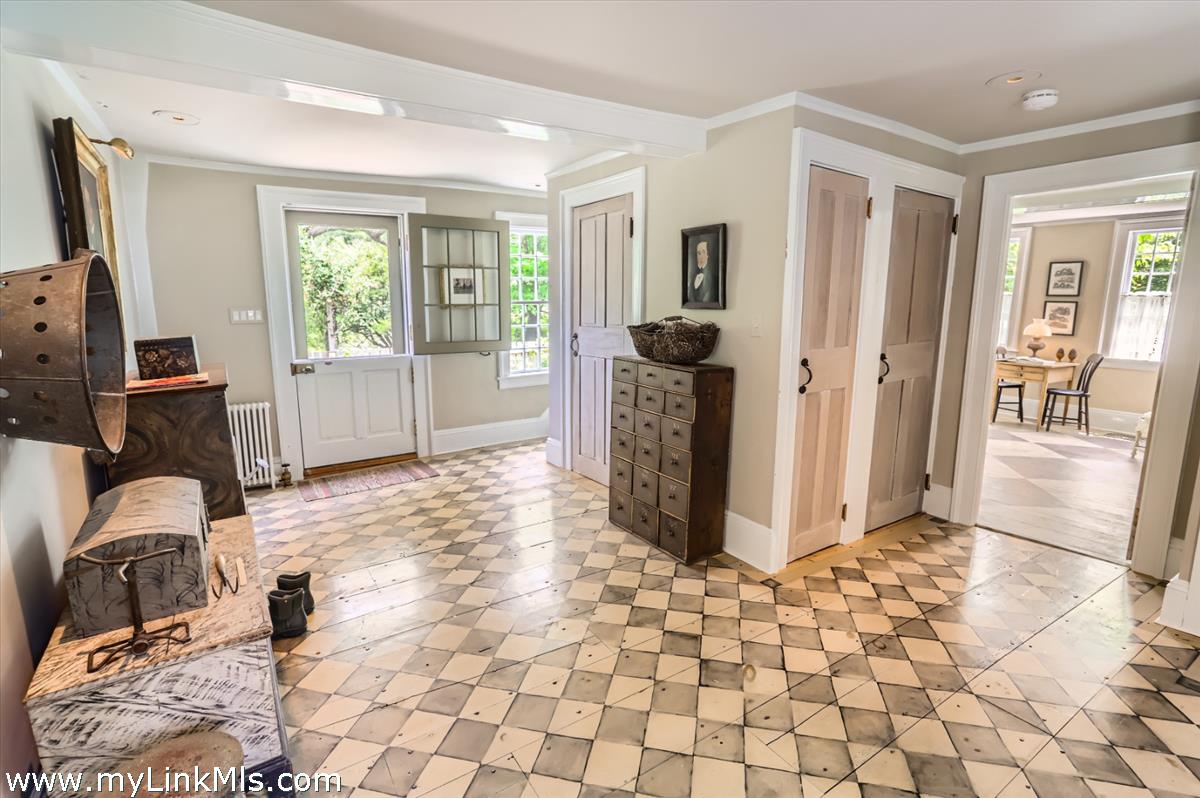 180 Pilot Hill Farm Road Vineyard Haven, MA 02568 - Photo 22 of 68