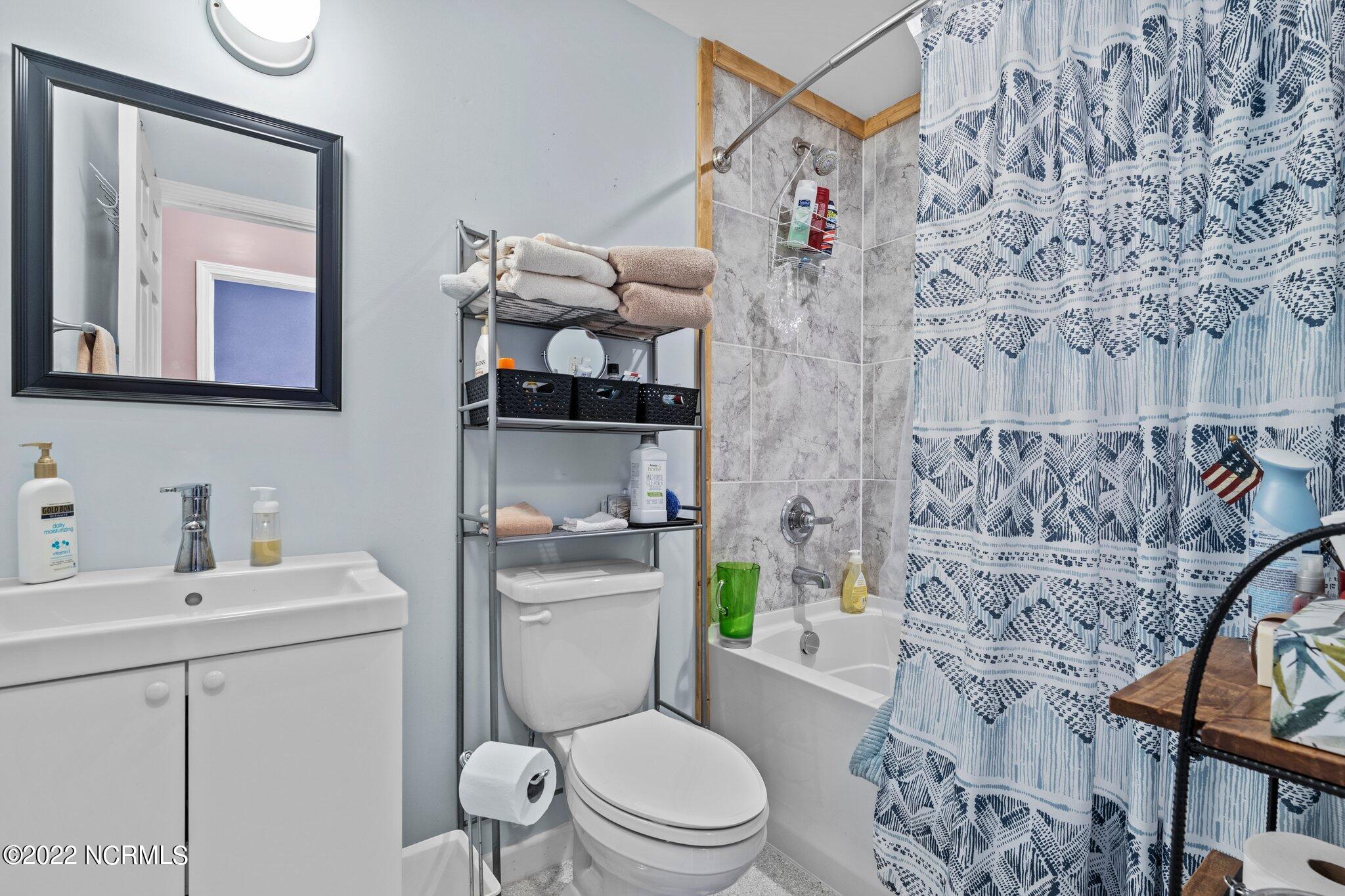 120 Pinebluff Lake Road Pinebluff, NC 28373 - Photo 20 of 40 Full bathroom #2.