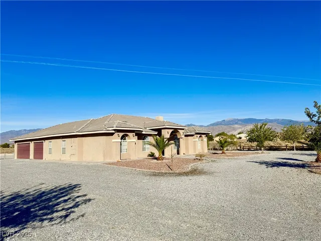 $2,400 | 2370 Deadwood Street, Pahrump, NV 89048