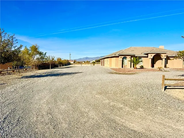 $2,400 | 2370 Deadwood Street, Pahrump, NV 89048