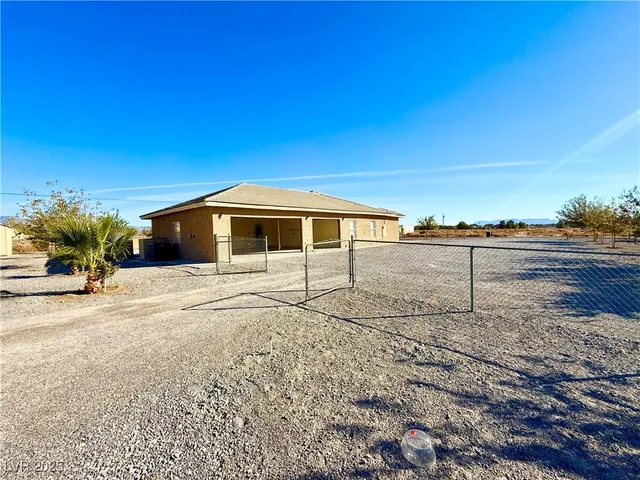 $2,400 | 2370 Deadwood Street, Pahrump, NV 89048