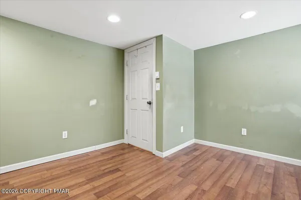 $339,900 | 401 Clearview Drive, Long Pond, PA 18334