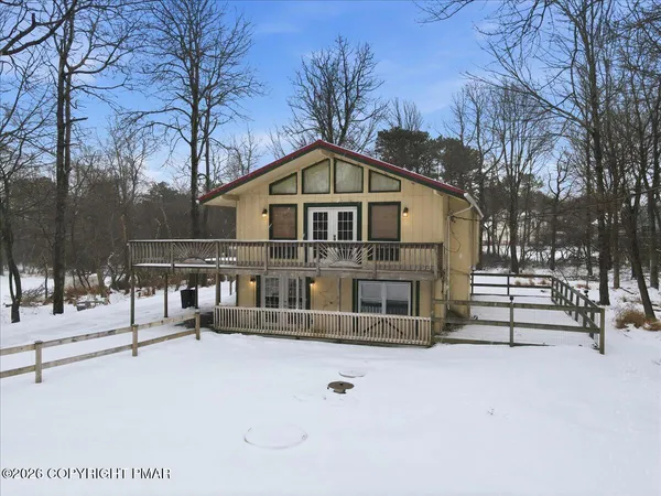 $339,900 | 401 Clearview Drive, Long Pond, PA 18334