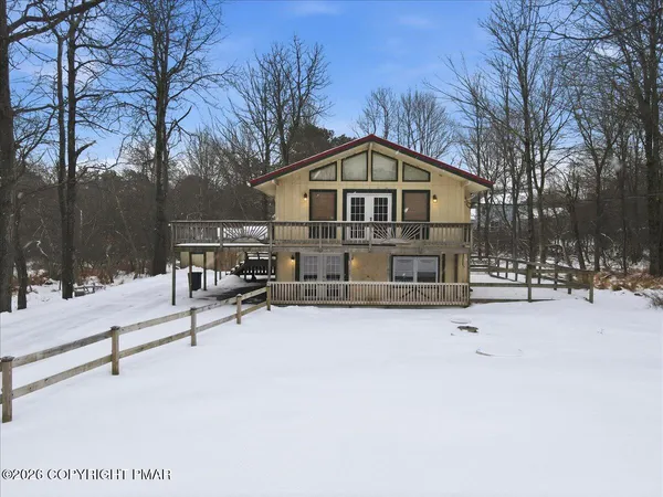$339,900 | 401 Clearview Drive, Long Pond, PA 18334