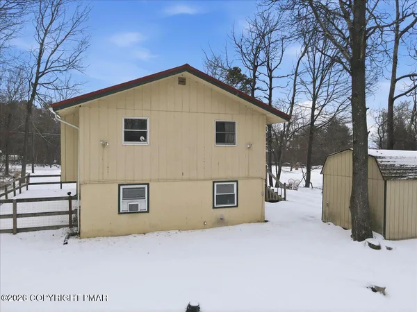 $339,900 | 401 Clearview Drive, Long Pond, PA 18334