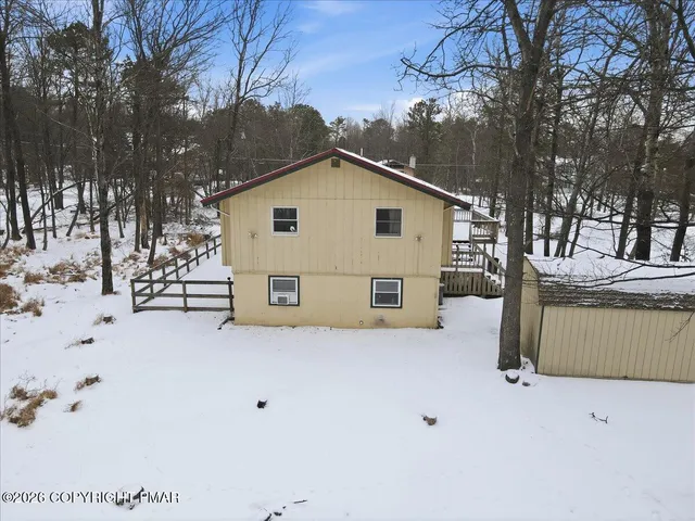 $349,900 | 401 Clearview Drive, Long Pond, PA 18334