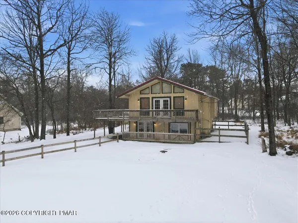 $339,900 | 401 Clearview Drive, Long Pond, PA 18334